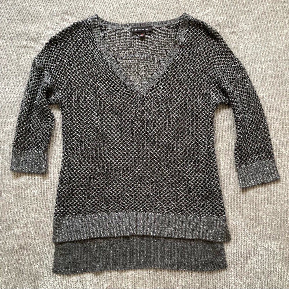 Rock & Republic Skull Sweater Medium Loose Knit Casual Goth Grunge Retro Classic